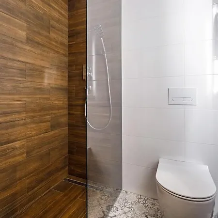 Apartment Royal On Hmelnytskogo 37 Lviv