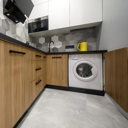 Royal On Hmelnytskogo 37 Apartamento Leópolis