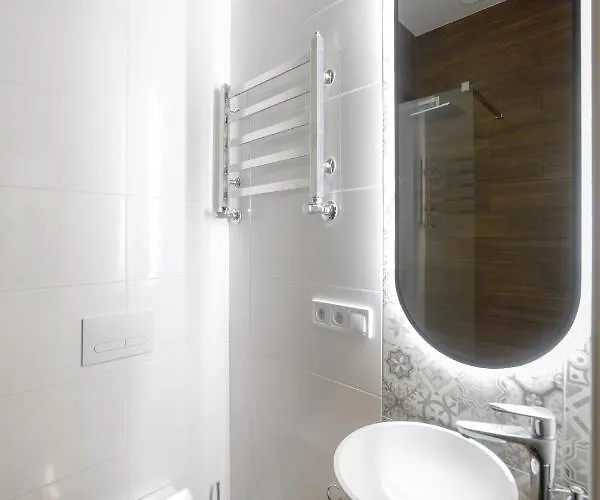 Royal On Hmelnytskogo 37 Apartamento Leópolis